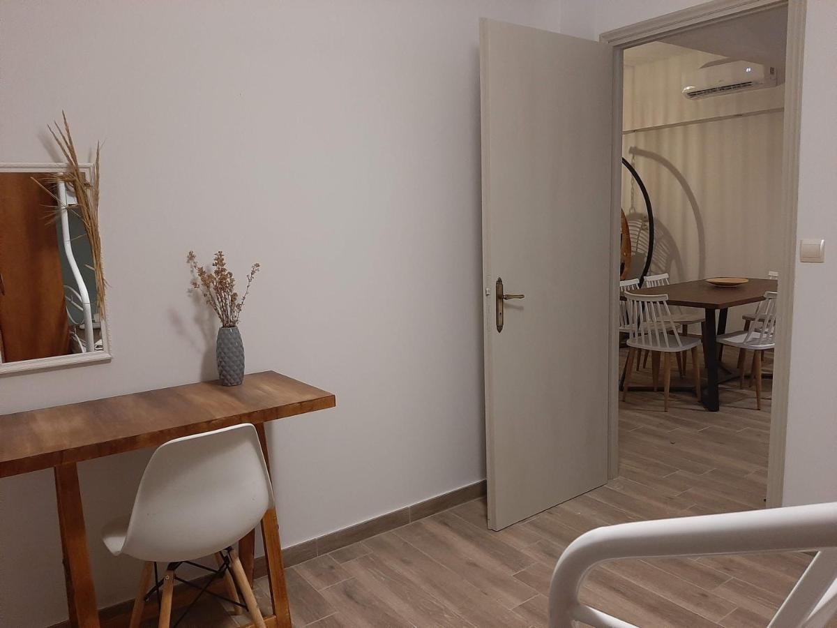 Σιντηίς- Sinties Apartment Moudhros Luaran gambar